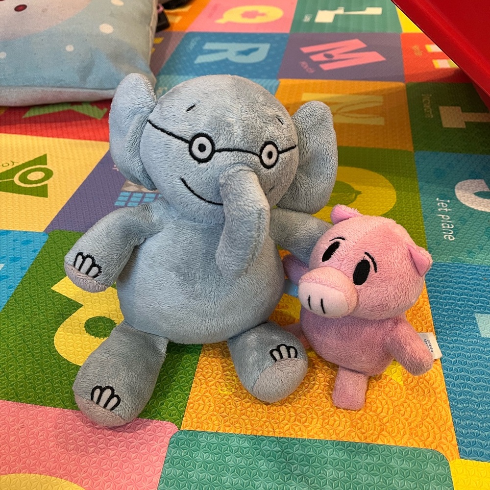 Elephant and Pig Plush Toy Set - Blue and Pink [USED]